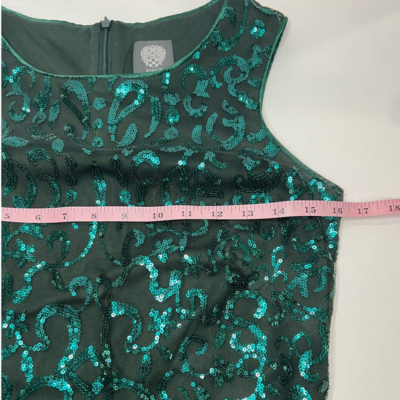 NEW VINCE CAMUTO 2 Sequins Emerald Green Shift Mini Sleeveless Dress - Picture 9 of 10